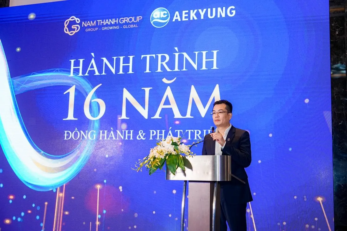 Nam Th&agrave;nh Group v&agrave; Aekyung tri &acirc;n đối t&aacute;c trong sự kiện &ldquo;H&agrave;nh tr&igrave;nh 16 năm: Đồng h&agrave;nh v&agrave; Ph&aacute;t triển&rdquo; - Ảnh 2.