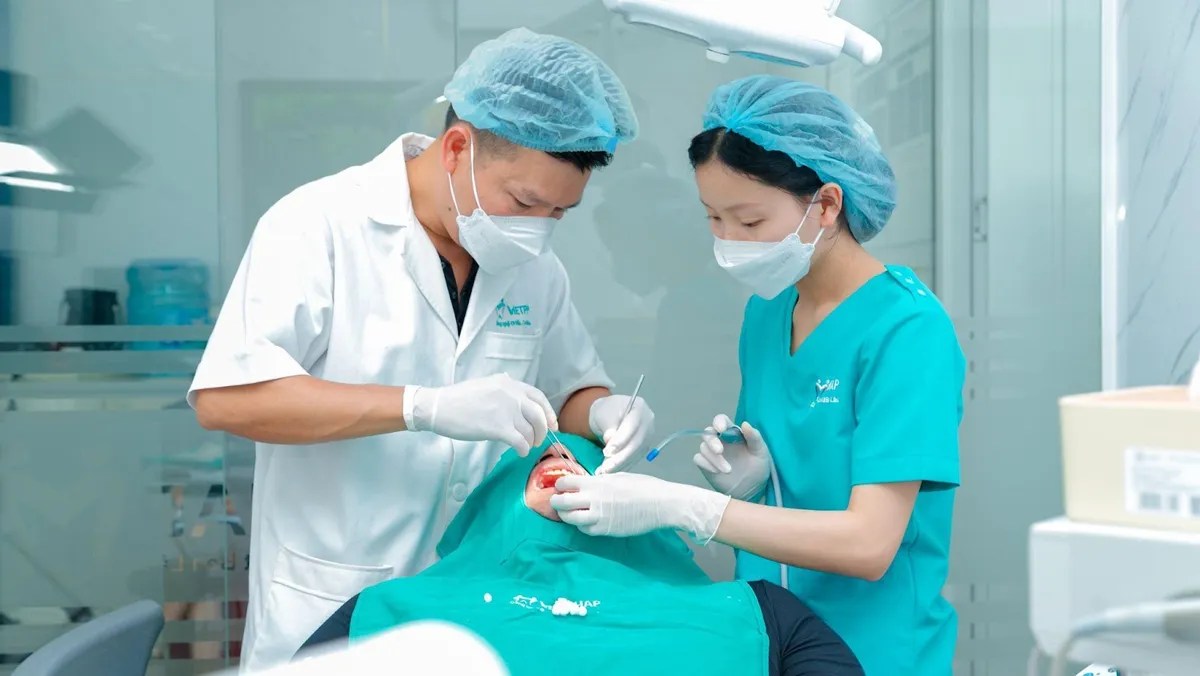 Nha khoa Quốc Tế Việt Pháp - Hệ thống nha khoa quốc tế dành cho người Việt - Ảnh 3.