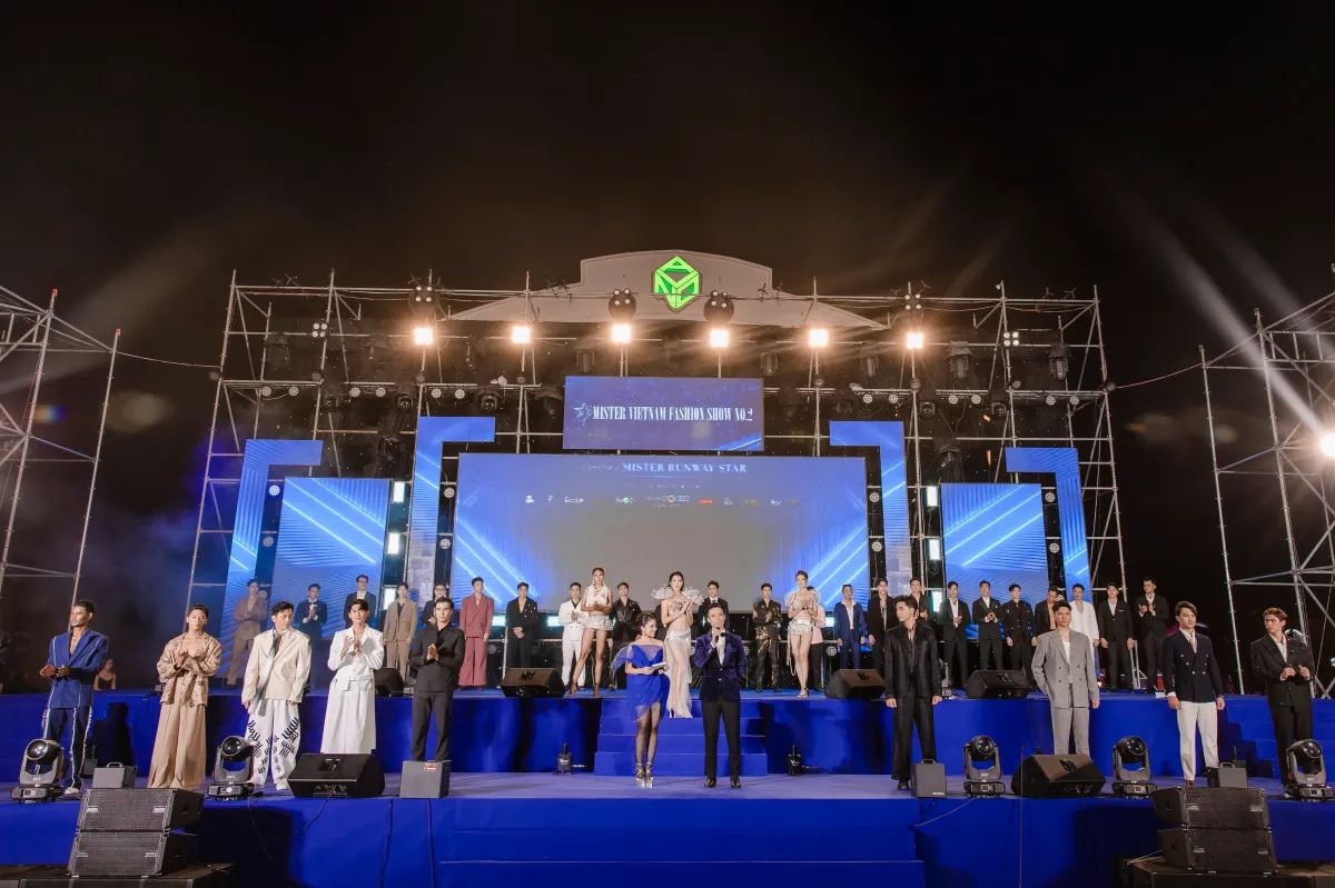 Top 36 th&iacute; sinh Mister Vietnam 2024 g&acirc;y phấn kh&iacute;ch khi tr&igrave;nh diễn thời trang - Ảnh 1.