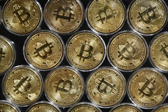 Bitcoin tăng vọt: Cơ hội đầu tư hay nguy cơ bong bóng mới? - Ảnh 1.