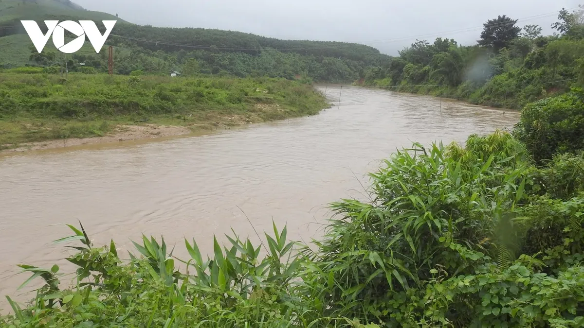 Kon Tum chủ động ứng phó với lũ quét và sạt lở đất - Ảnh 1.