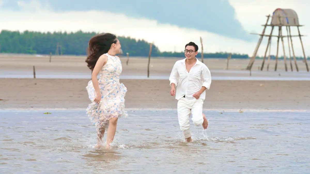 Qu&ecirc; l&uacute;a n&ecirc;n thơ trong MV Về Th&aacute;i B&igrave;nh qu&ecirc; anh - Ảnh 2.