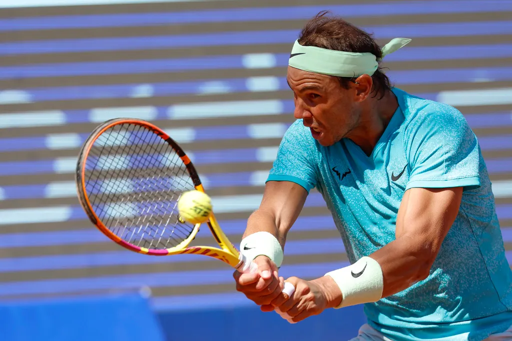 Rafael Nadal lần đầu tiên vào chung kết sau 2 năm - Ảnh 1. Rafael Nadal lần đầu tiên vào chung kết sau 2 năm - Ảnh 1.