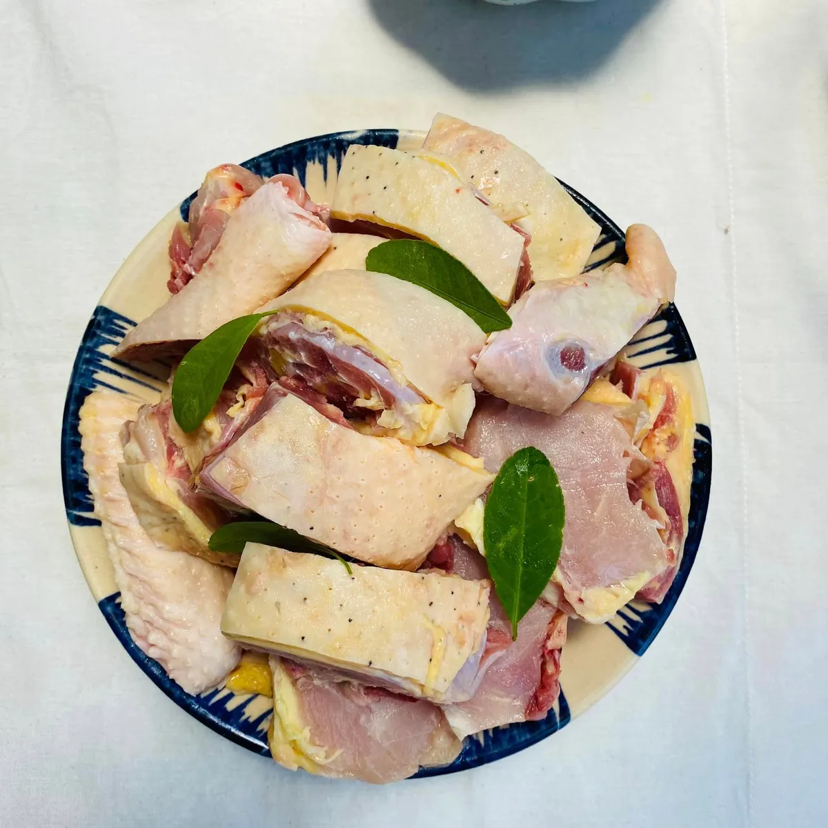 Hướng dẫn l&agrave;m canh g&agrave; l&aacute; giang cực ngon - Ảnh 2.