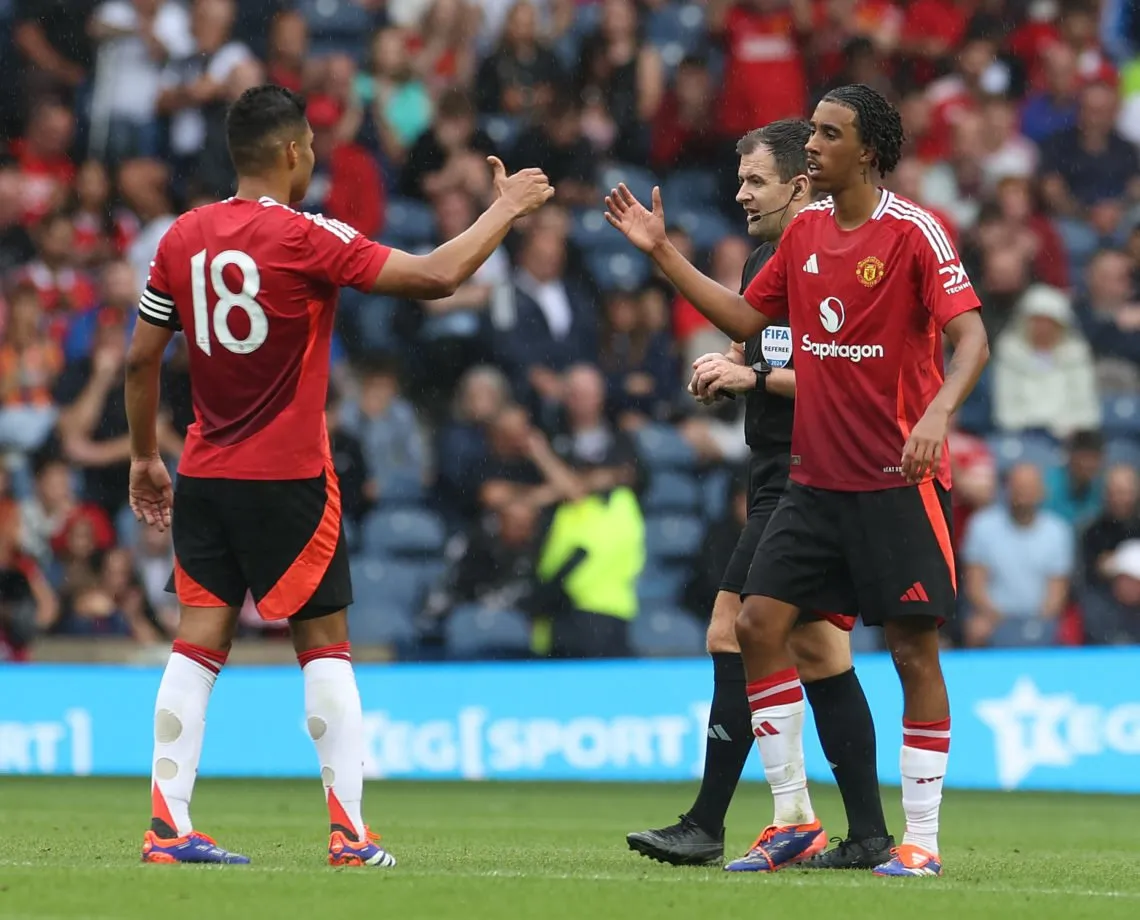 Leny Yoro sẵn s&agrave;ng l&agrave;m mọi thứ v&igrave; Manchester United - Ảnh 1.