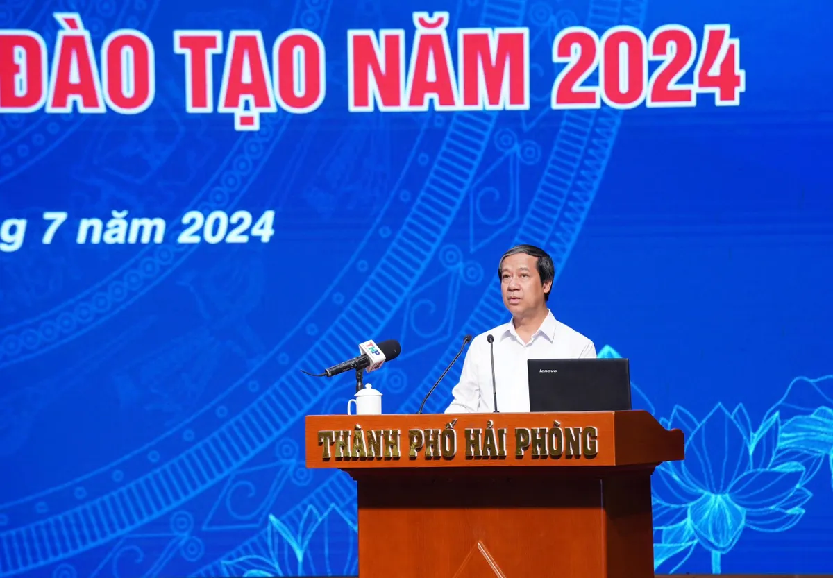 Bộ trưởng Nguyễn Kim Sơn: Nhiều nhiệm vụ lớn đặt ra trong năm học mới 2024-2025 - Ảnh 3.