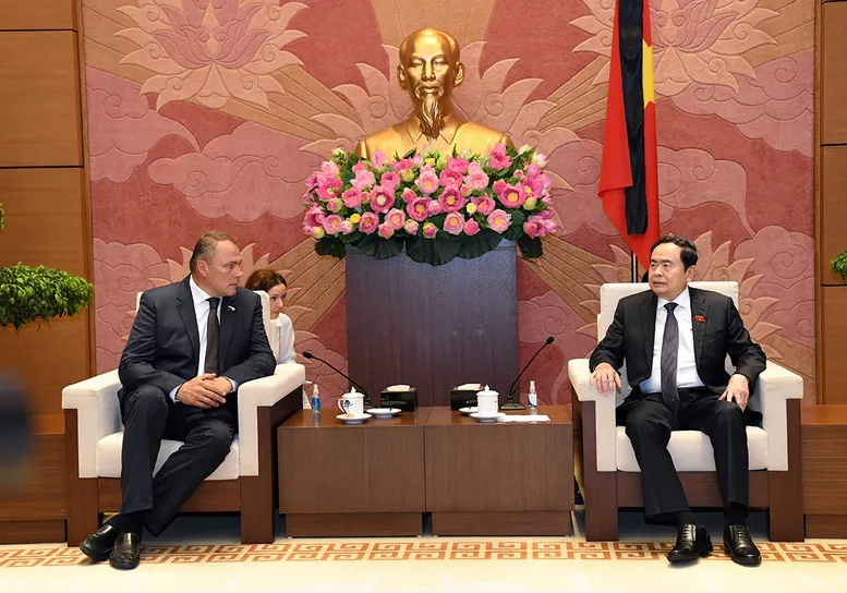 Chủ tịch Quốc hội Trần Thanh Mẫn tiếp Ph&oacute; Chủ tịch Duma Quốc gia Li&ecirc;n bang Nga - Ảnh 1.