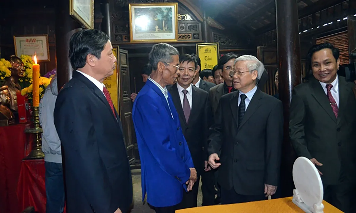 Nh&acirc;n d&acirc;n Quảng B&igrave;nh tiếc thương Tổng B&iacute; thư Nguyễn Ph&uacute; Trọng - Ảnh 1.