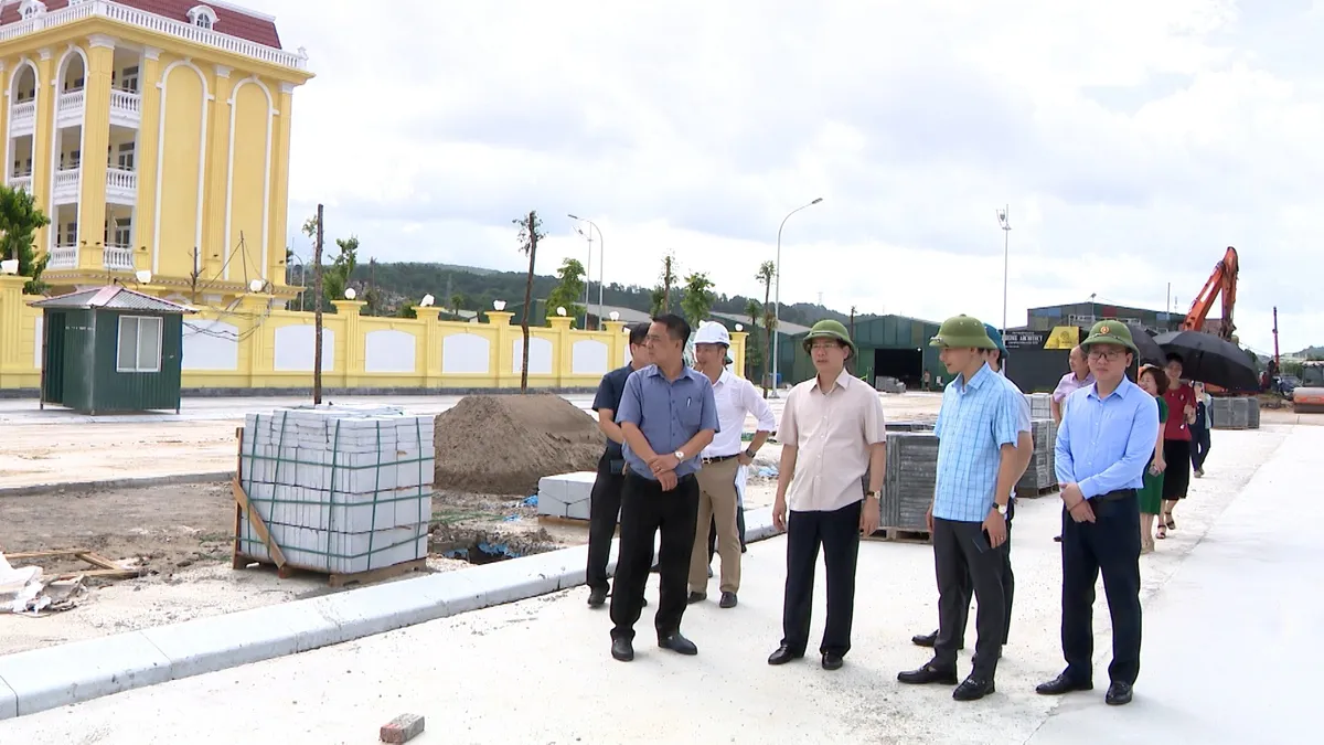 Nhiều dấu ấn trong phong trào thi đua chào mừng Đại hội Đảng bộ các cấp ở Thành phố Hạ Long - Ảnh 7.