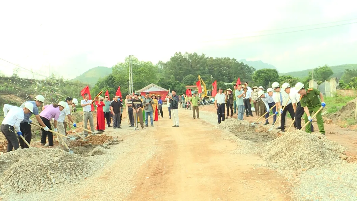 Nhiều dấu ấn trong phong trào thi đua chào mừng Đại hội Đảng bộ các cấp ở Thành phố Hạ Long - Ảnh 10.