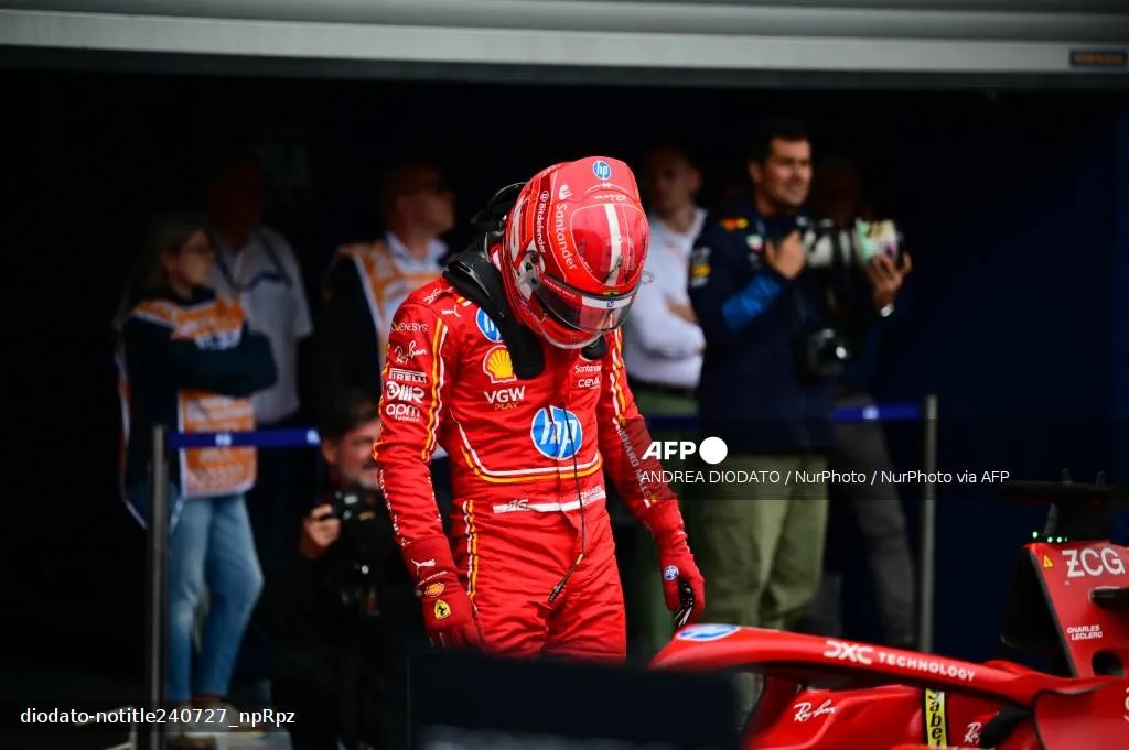 Đua phân hạng GP Bỉ: Charles Leclerc giành quyền xuất phát - Ảnh 1. Đua phân hạng GP Bỉ: Charles Leclerc giành quyền xuất phát - Ảnh 1.