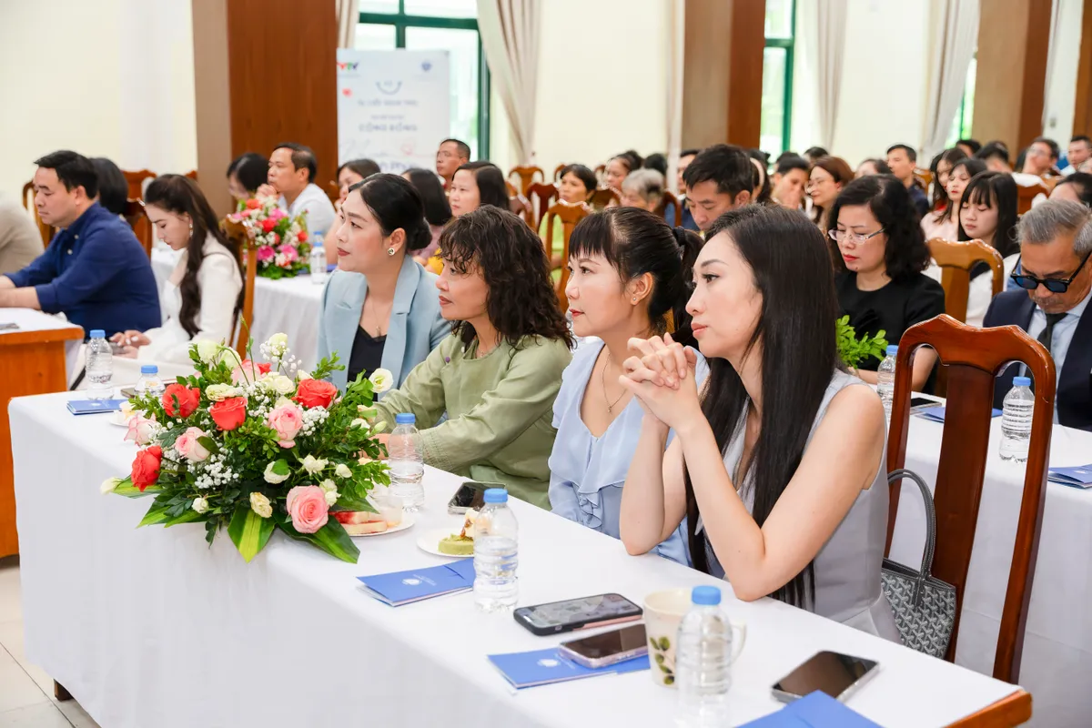 Dự án “Nụ cười hạnh phúc” hướng tới cuộc sống tốt đẹp hơn cho phụ nữ và trẻ em bị bạo hành - Ảnh 9.