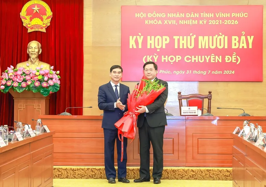 &Ocirc;ng Trần Duy Đ&ocirc;ng được bầu giữ chức Chủ tịch UBND tỉnh Vĩnh Ph&uacute;c - Ảnh 1.