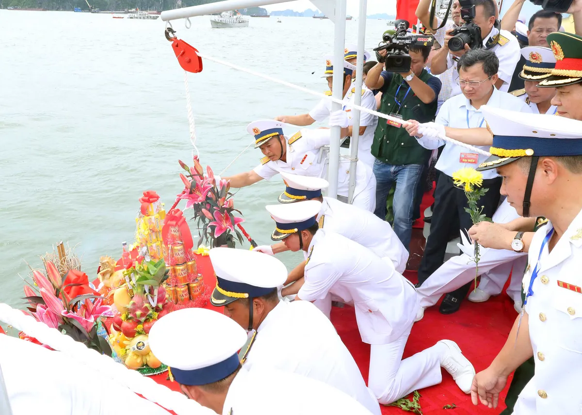 Quân chủng Hải quân tưởng niệm Chiến thắng trận đầu ngày 02&05/8/1964 tại Quảng Ninh - Ảnh 5.