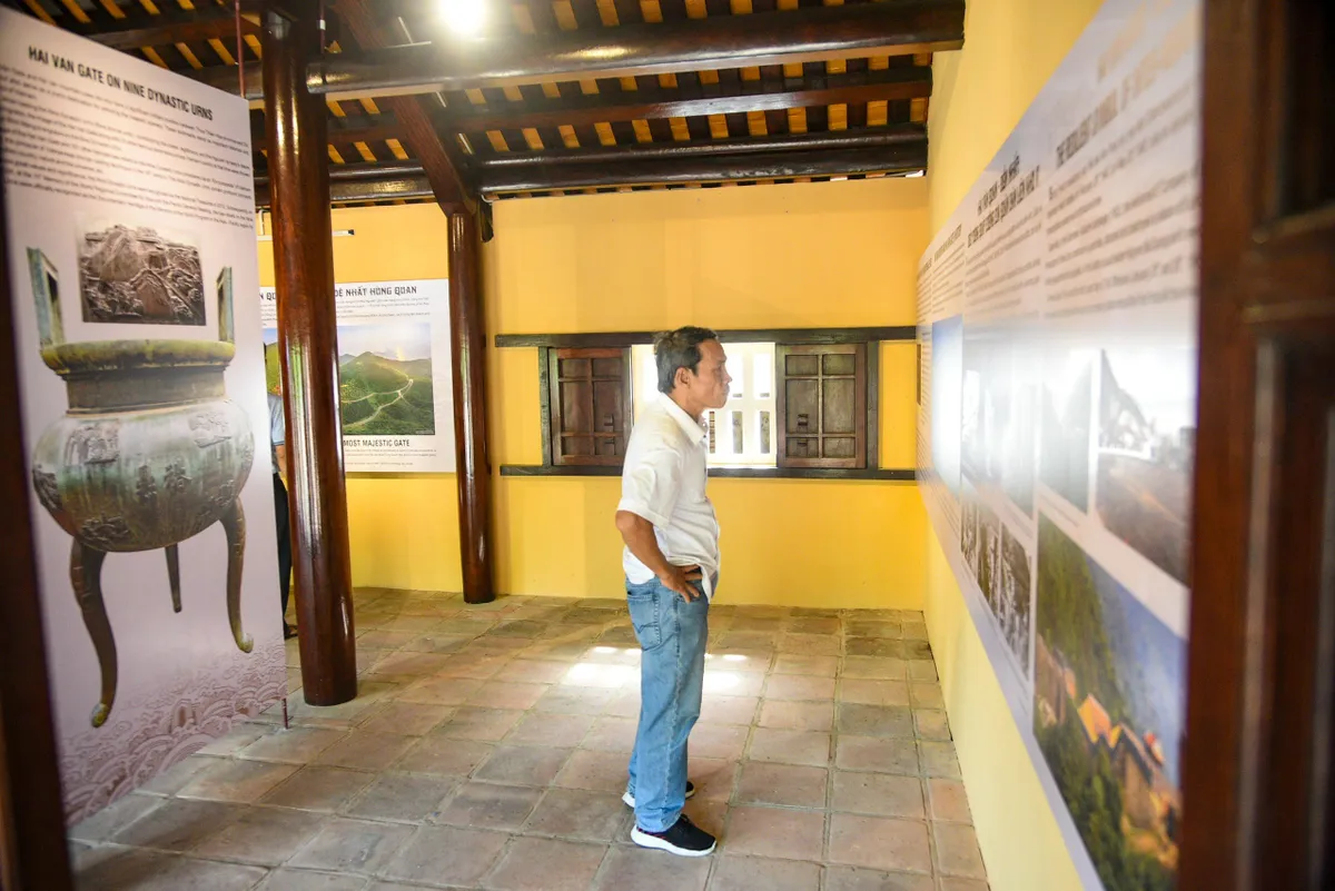 Di t&iacute;ch Thi&ecirc;n hạ đệ nhất h&ugrave;ng quan ng&agrave;y đầu mở cửa đ&oacute;n kh&aacute;ch - Ảnh 10.