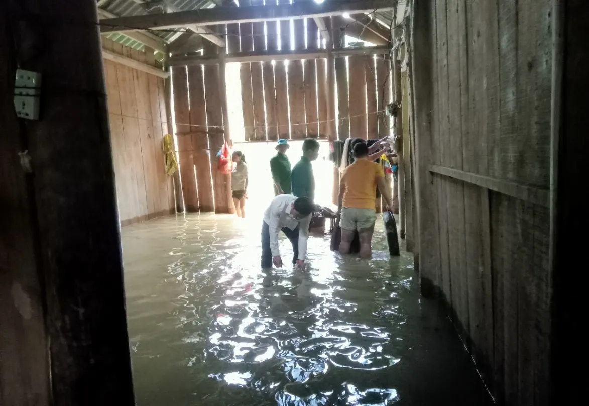 L&agrave;o Cai: Gần 40 nh&agrave; d&acirc;n bị ảnh hưởng do mưa lớn, ngập &uacute;ng - Ảnh 2.