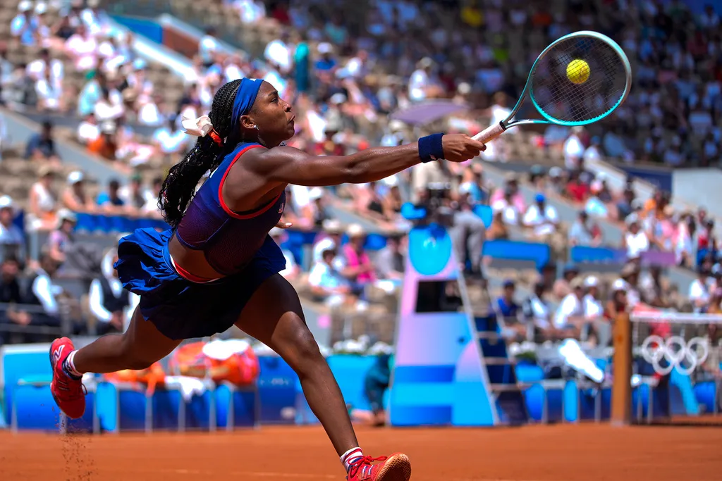 Coco Gauff c&aacute;n mốc 100 tuần trong top 10 thế giới - Ảnh 1.