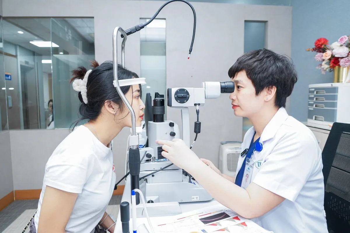 Chuy&ecirc;n gia khuyến b&aacute;o: Phẫu thuật TKX tiềm ẩn nhiều nguy cơ nếu chỉ định kh&ocirc;ng đ&uacute;ng - Ảnh 2.