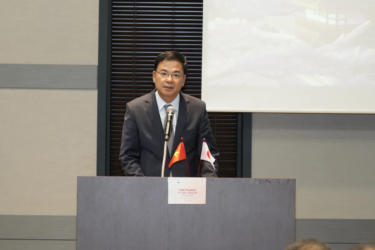 Vietnam IT Day 2024: N&acirc;ng cao năng lực cạnh tranh với hiện đại h&oacute;a hệ thống v&agrave; AI - Ảnh 1.