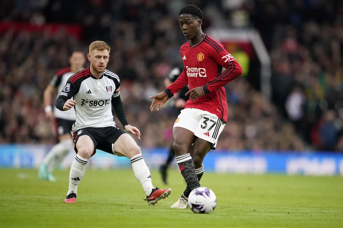 Đội hình tối ưu của Man United mùa giải 2024/25 - Ảnh 2. Đội hình tối ưu của Man United mùa giải 2024/25 - Ảnh 2.