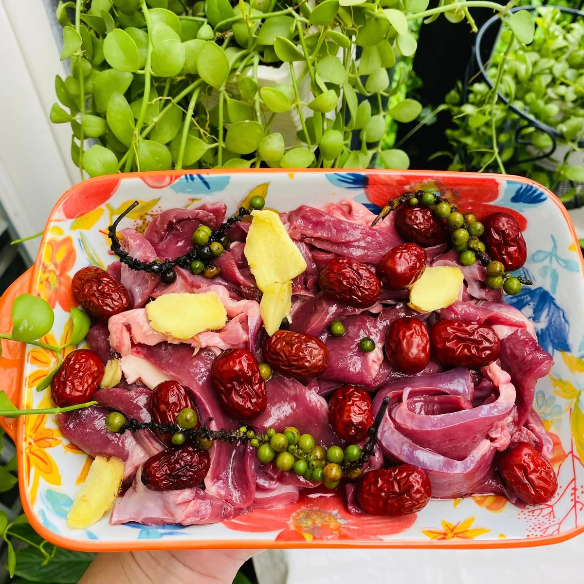 C&aacute;ch l&agrave;m tim heo hấp t&aacute;o đỏ bổ dưỡng - Ảnh 3.