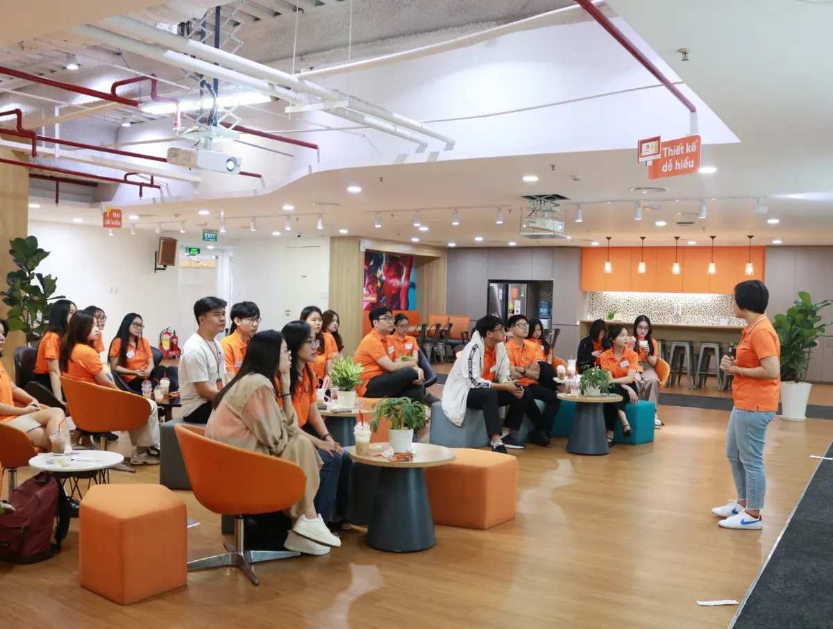 FWD Việt Nam li&ecirc;n tiếp sở hữu nhiều th&agrave;nh t&iacute;ch ấn tượng về nh&acirc;n sự - Ảnh 3.