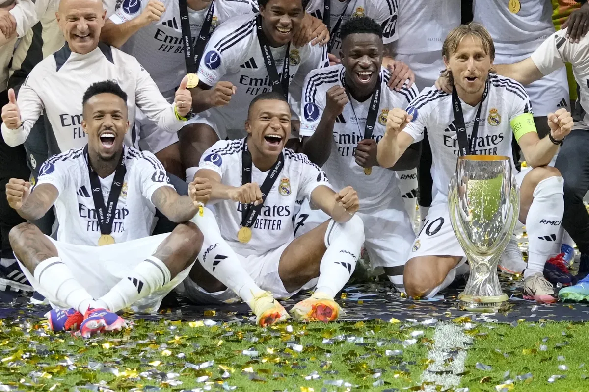 Màn ra mắt ấn tượng của siêu tiền đạo Real Madrid - Ảnh 1. Màn ra mắt ấn tượng của siêu tiền đạo Real Madrid - Ảnh 1.