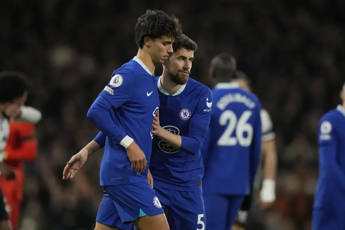 Diego Simeone lên tiếng về tin đồn người cũ của Chelsea - Ảnh 1. Diego Simeone lên tiếng về tin đồn người cũ của Chelsea - Ảnh 1.
