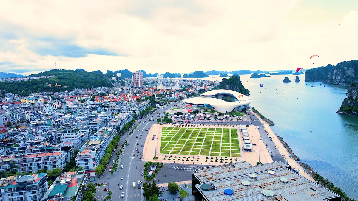 TP Hạ Long sẵn s&agrave;ng cho 2 lễ hội lớn - Ảnh 4.