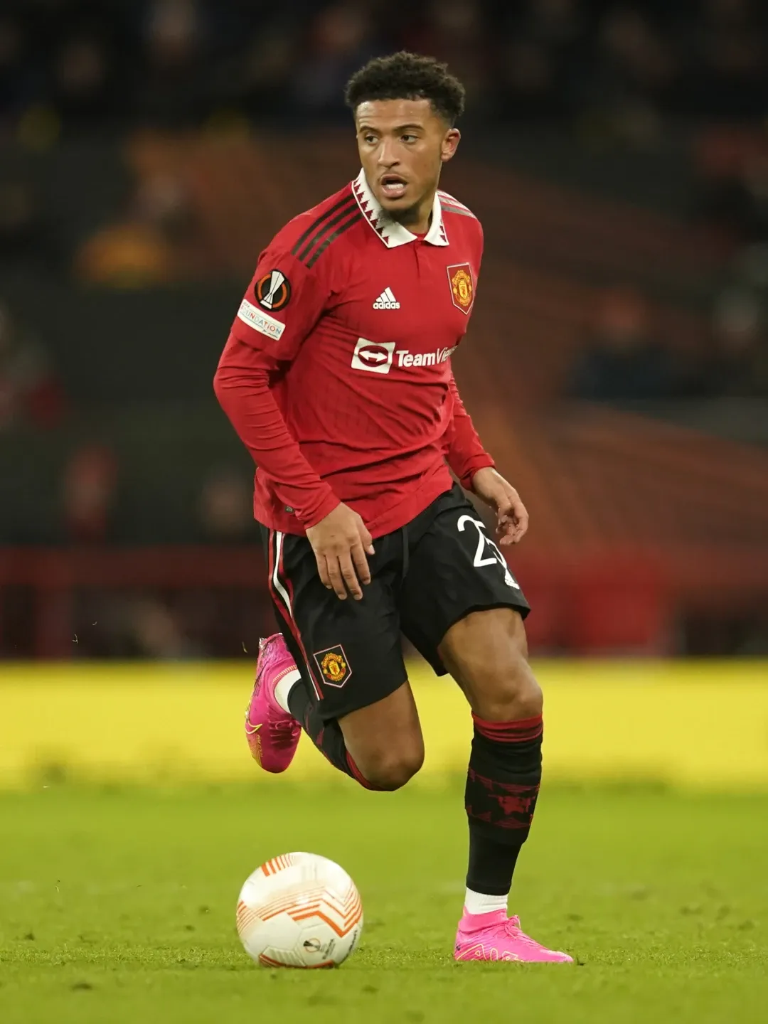 Chelsea bất ngờ nhắm đến Jadon Sancho của Manchester United - Ảnh 1. Chelsea bất ngờ nhắm đến Jadon Sancho của Manchester United - Ảnh 1.