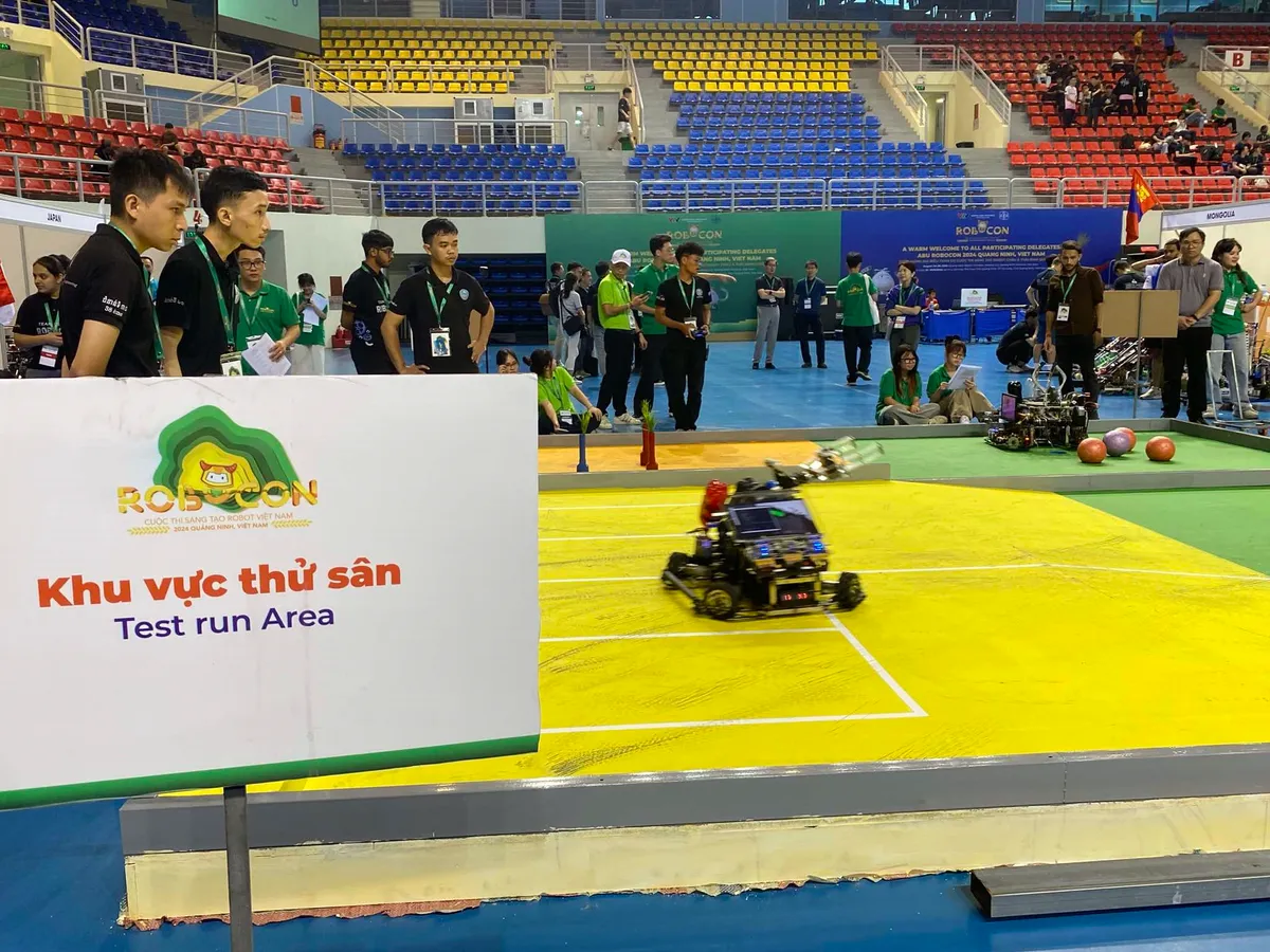 ABU Robocon 2024: Sôi nổi không khí tại buổi thử sân - Ảnh 2.