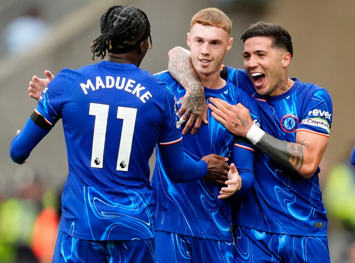 Chelsea hủy diệt Wolves, Liverpool thắng nhàn Brentford - Ảnh 1. Chelsea hủy diệt Wolves, Liverpool thắng nhàn Brentford - Ảnh 1.