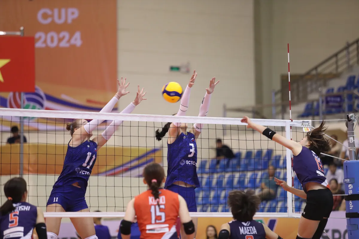 Korabelka (Nga) dễ dàng khuất phục Aranmare (Nhật Bản), xứng đáng ứng viên vô địch VTV Ferroli Cup 2024 - Ảnh 3. Korabelka (Nga) dễ dàng khuất phục Aranmare (Nhật Bản), xứng đáng ứng viên vô địch VTV Ferroli Cup 2024 - Ảnh 3.
