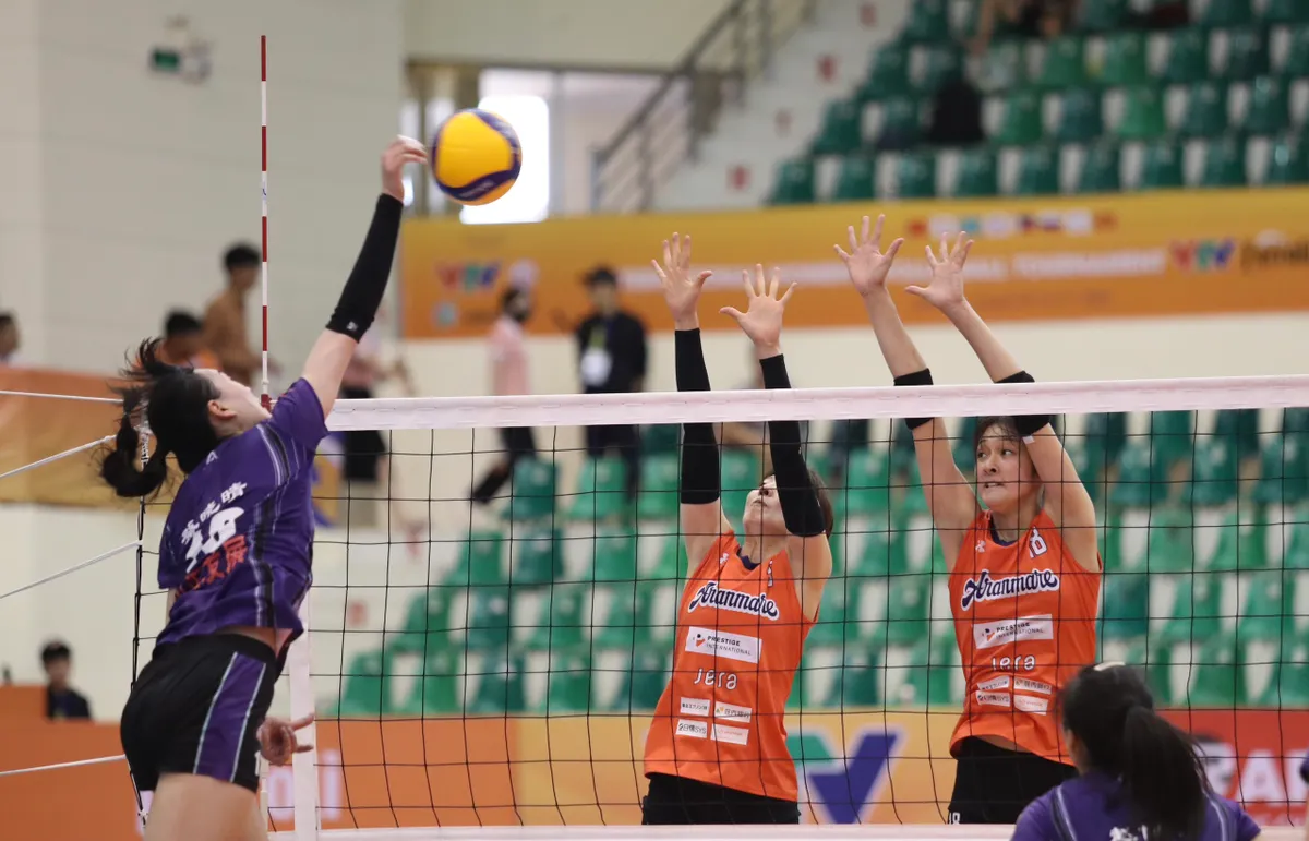 Vượt qua Aranmare (Nhật Bản), Hà Nam (Trung Quốc) giành vị trí thứ 2 bảng B VTV Ferroli Cup 2024 - Ảnh 4. Vượt qua Aranmare (Nhật Bản), Hà Nam (Trung Quốc) giành vị trí thứ 2 bảng B VTV Ferroli Cup 2024 - Ảnh 4.