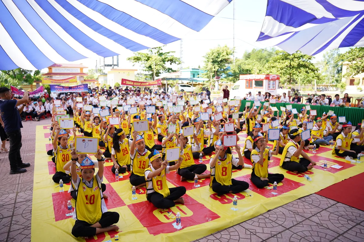 Sôi nổi cuộc thi Rung chuông vàng về phòng chống thiên tai tại Quảng Bình - Ảnh 1.