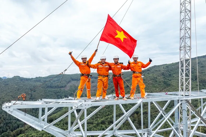 Dự án 500 kV mạch 3: Chiến dịch thần tốc với nhiều kỷ lục - Ảnh 8.