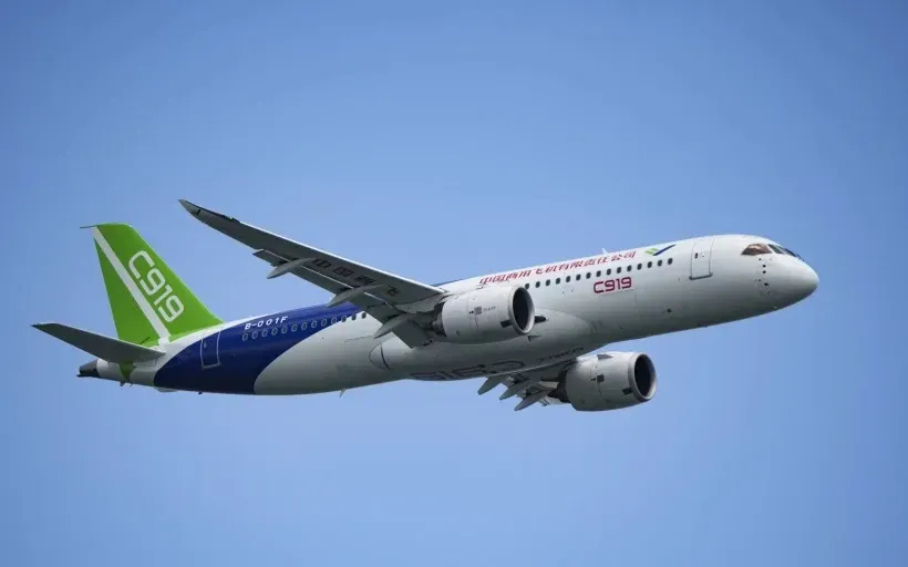 Trung Quốc mở rộng khai th&aacute;c c&aacute;c tuyến bay bằng m&aacute;y bay nội địa C919 - Ảnh 1.