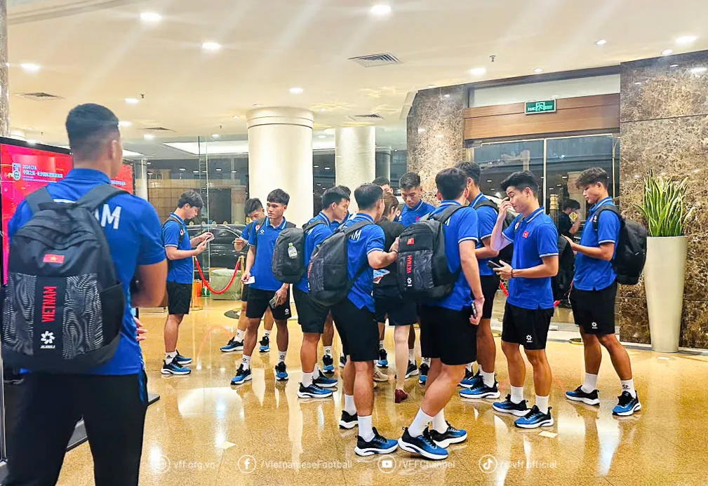 Đội tuyển U22 Việt Nam c&oacute; mặt tại Changsha, sẵn s&agrave;ng &ldquo;thử lửa&rdquo; tại giải CFA Team China 2024 - Ảnh 1.