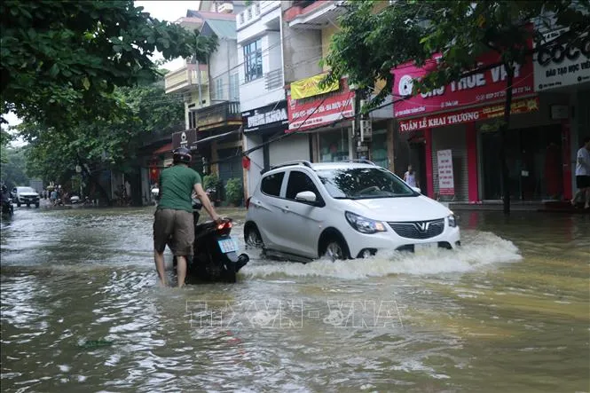 Thời tiết đêm 9/9: Bắc Bộ, Thanh Hóa và Nghệ An có nơi mưa rất to - Ảnh 1.