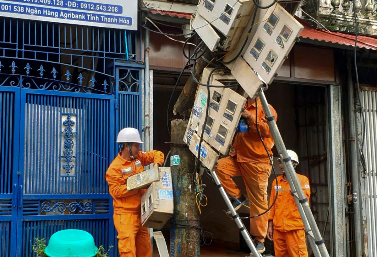Gián đoạn cung cấp điện nhiều nơi tại các tỉnh miền núi phía Bắc - Ảnh 2.