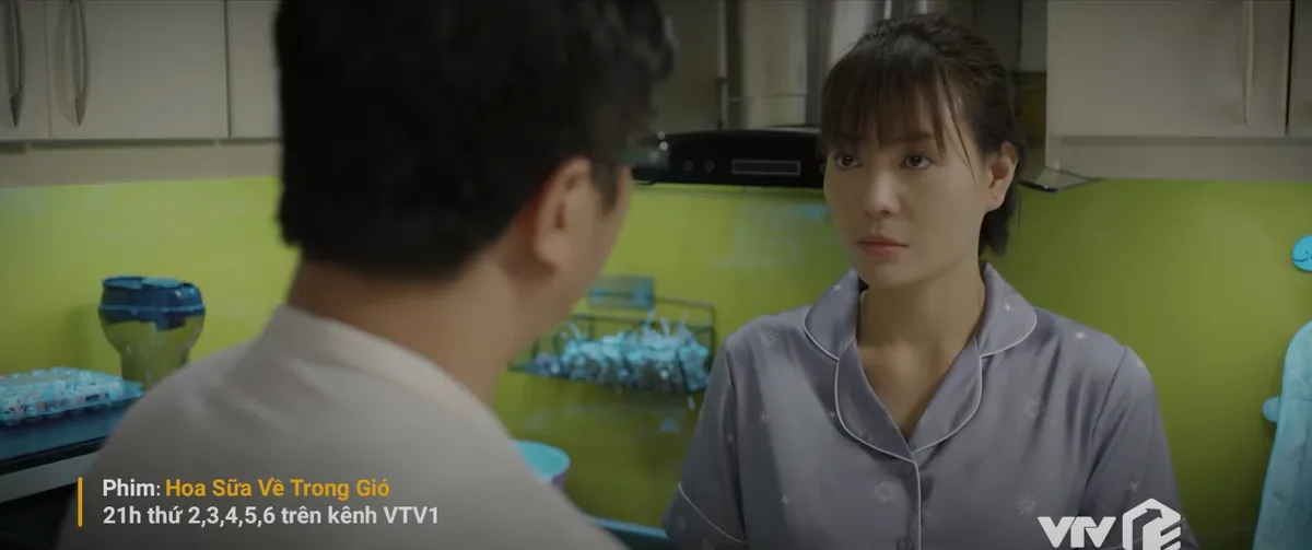 Hoa sữa về trong gió - Tập 8: Hiếu không ủng hộ vợ bán chân gà vì sợ ảnh hưởng uy tín - Ảnh 4.