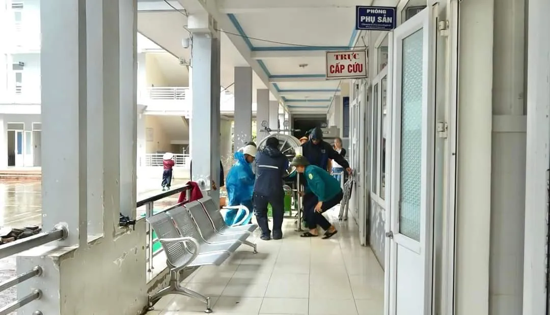 Yên Bái: Một cơ sở y tế bị thiệt hại nặng do ảnh hưởng của bão số 3 - Ảnh 3.