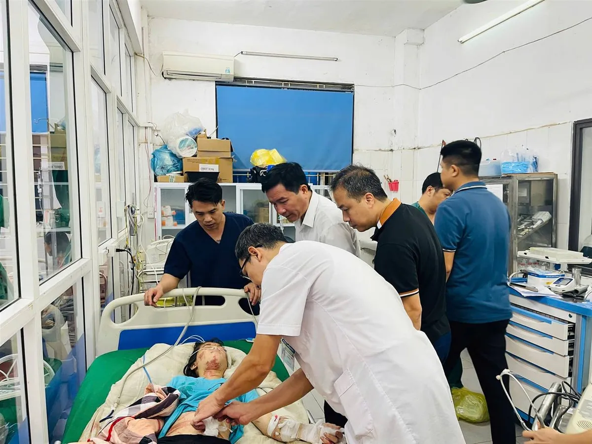 Lào Cai: 16 đơn vị y tế trên địa bàn bị ảnh hưởng do bão lũ - Ảnh 3. Lào Cai: 16 đơn vị y tế trên địa bàn bị ảnh hưởng do bão lũ - Ảnh 3.