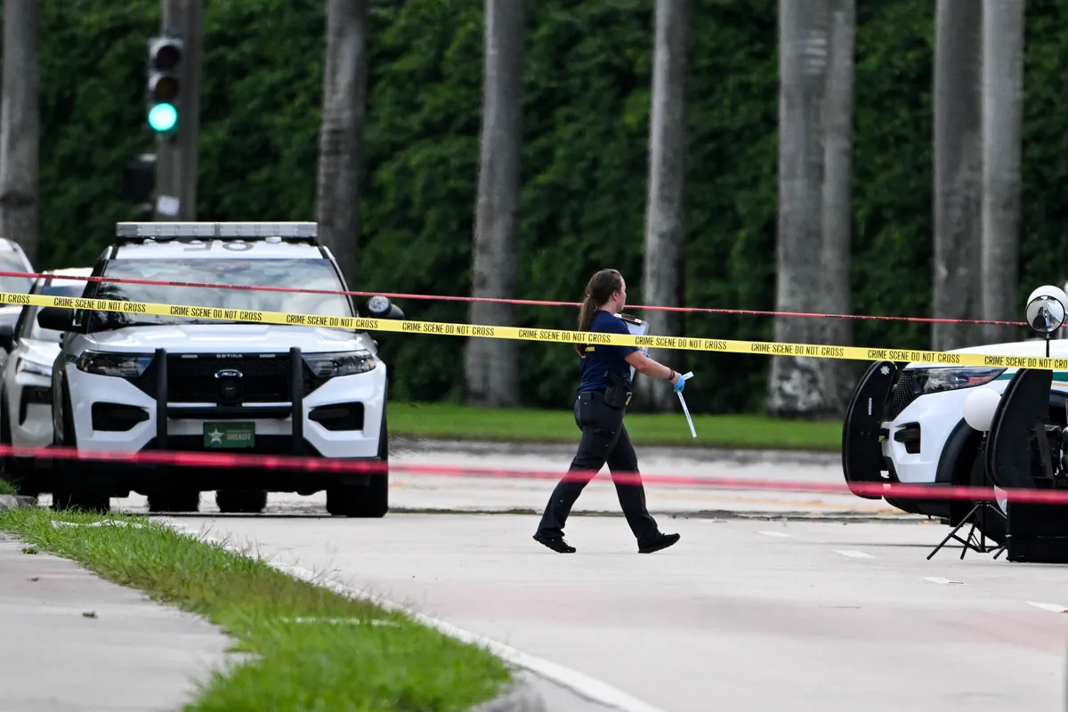 Hé lộ về nghi phạm ám sát ông Trump ở sân golf - Ảnh 1.