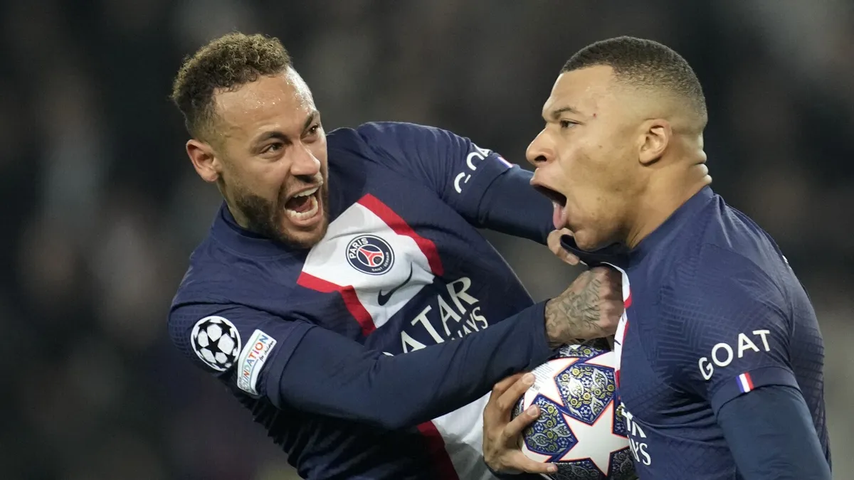 Neymar gọi Mbappe l&agrave; thảm họa - Ảnh 1.