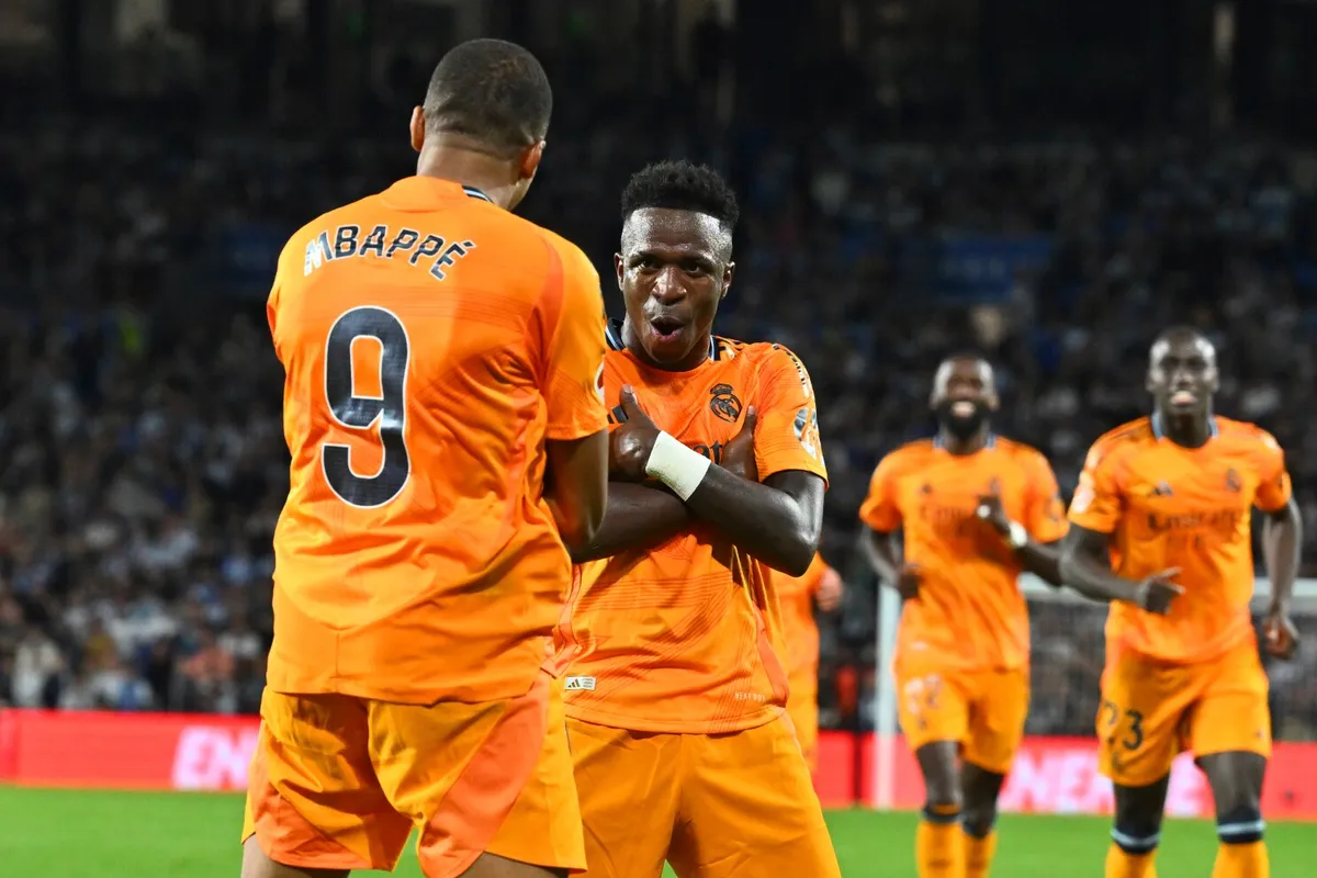 Chủ tịch La Liga nắn g&acirc;n Vinicius - Ảnh 1.