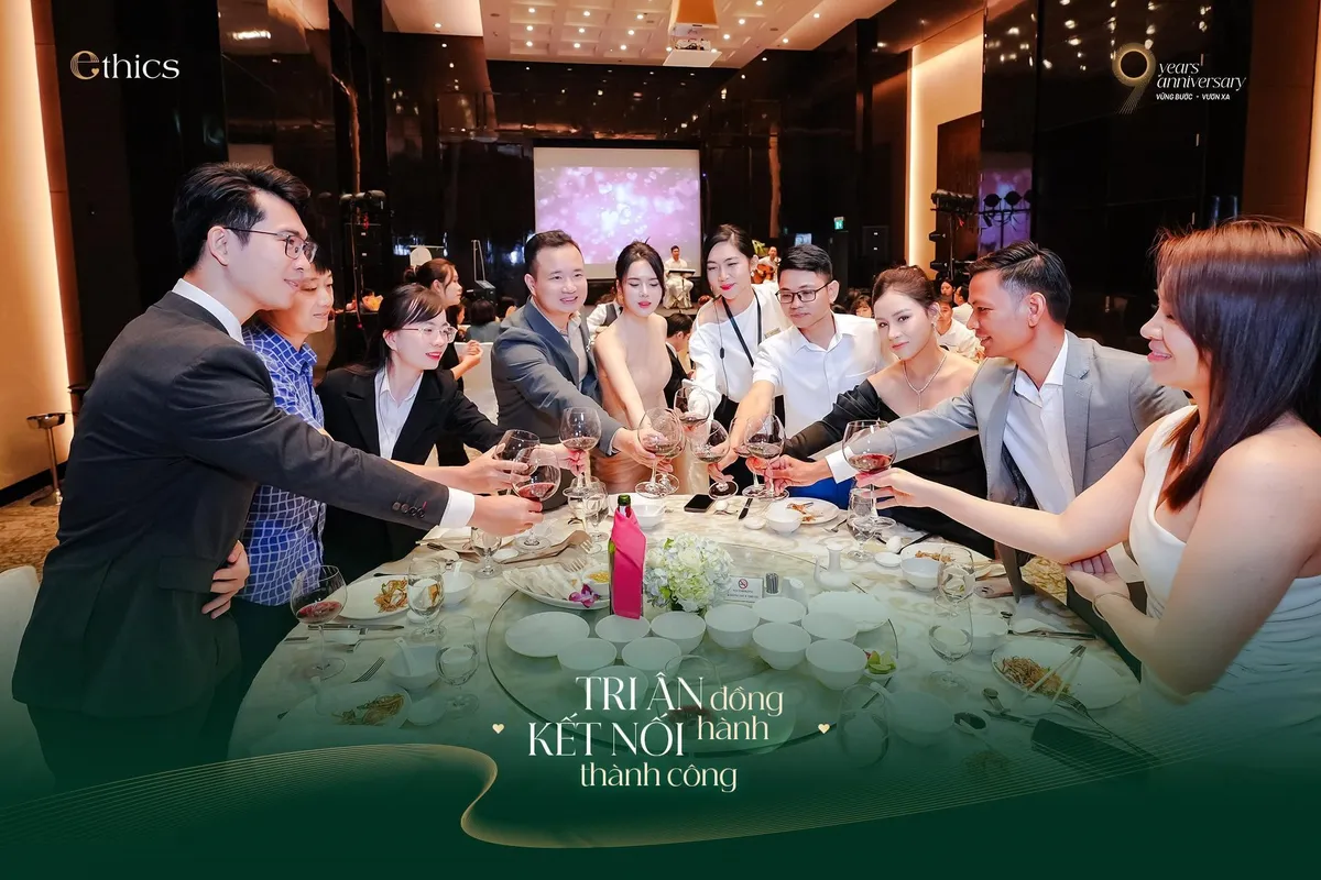 Thẩm mỹ viện Ethics tưng bừng kỷ niệm 9 năm th&agrave;nh lập - Ảnh 1.