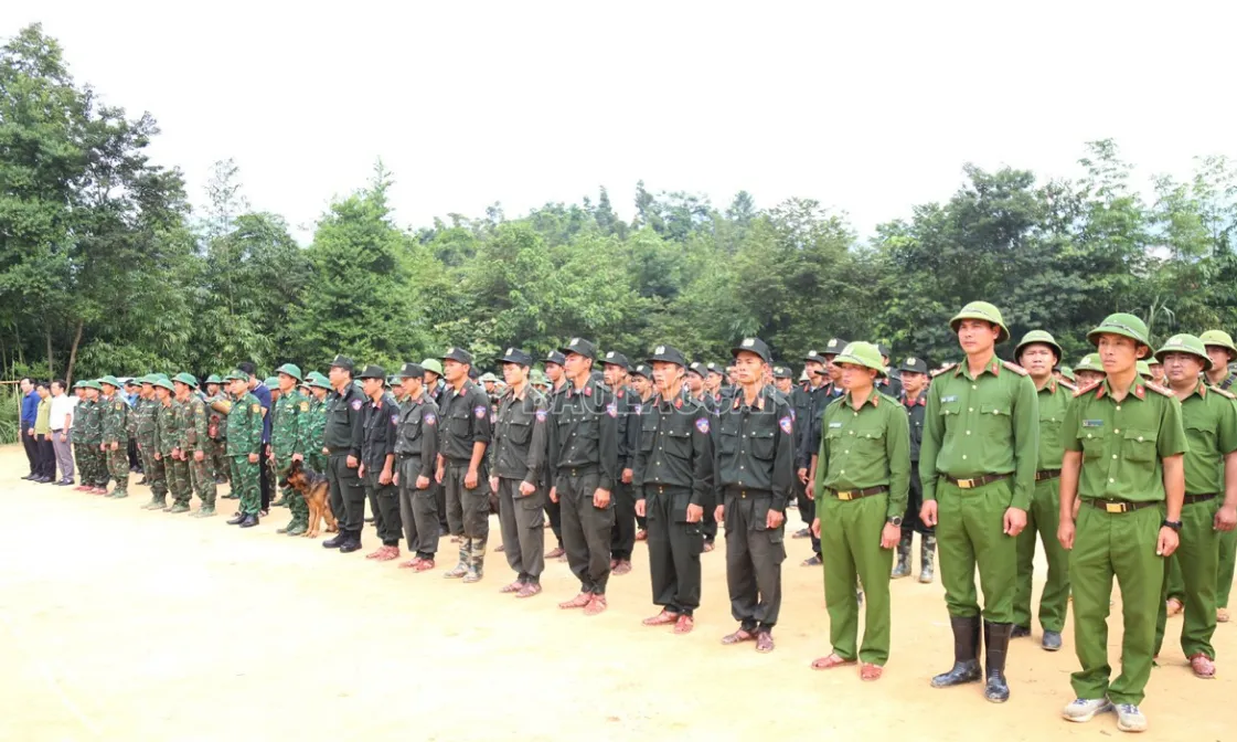 Chia tay lực lượng tìm kiếm cứu hộ, cứu nạn tại Bắc Hà, Lào Cai - Ảnh 1.