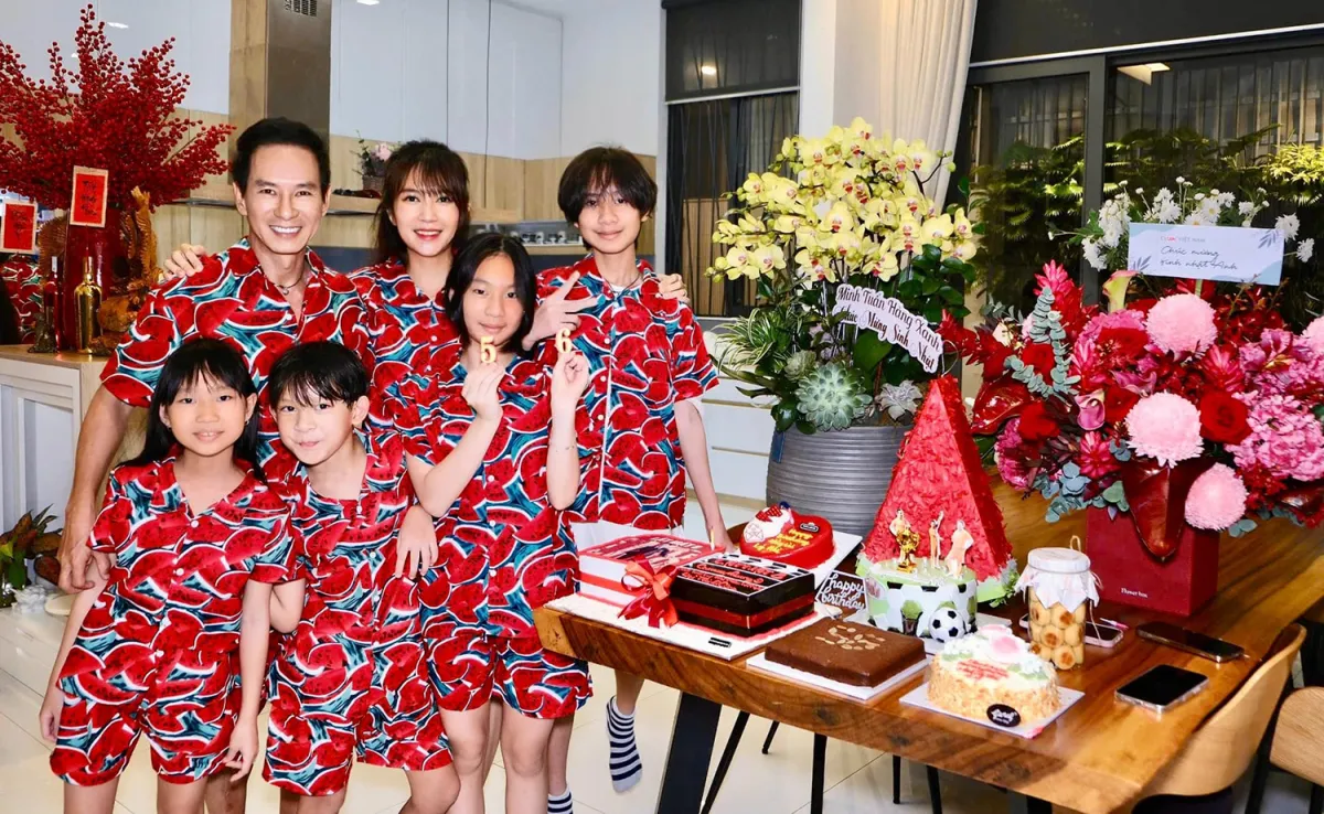 Hoa hậu Kh&aacute;nh V&acirc;n chụp ảnh cưới, B&igrave;nh An h&eacute; lộ t&igrave;nh ph&iacute; khi y&ecirc;u Phương Nga - Ảnh 9.