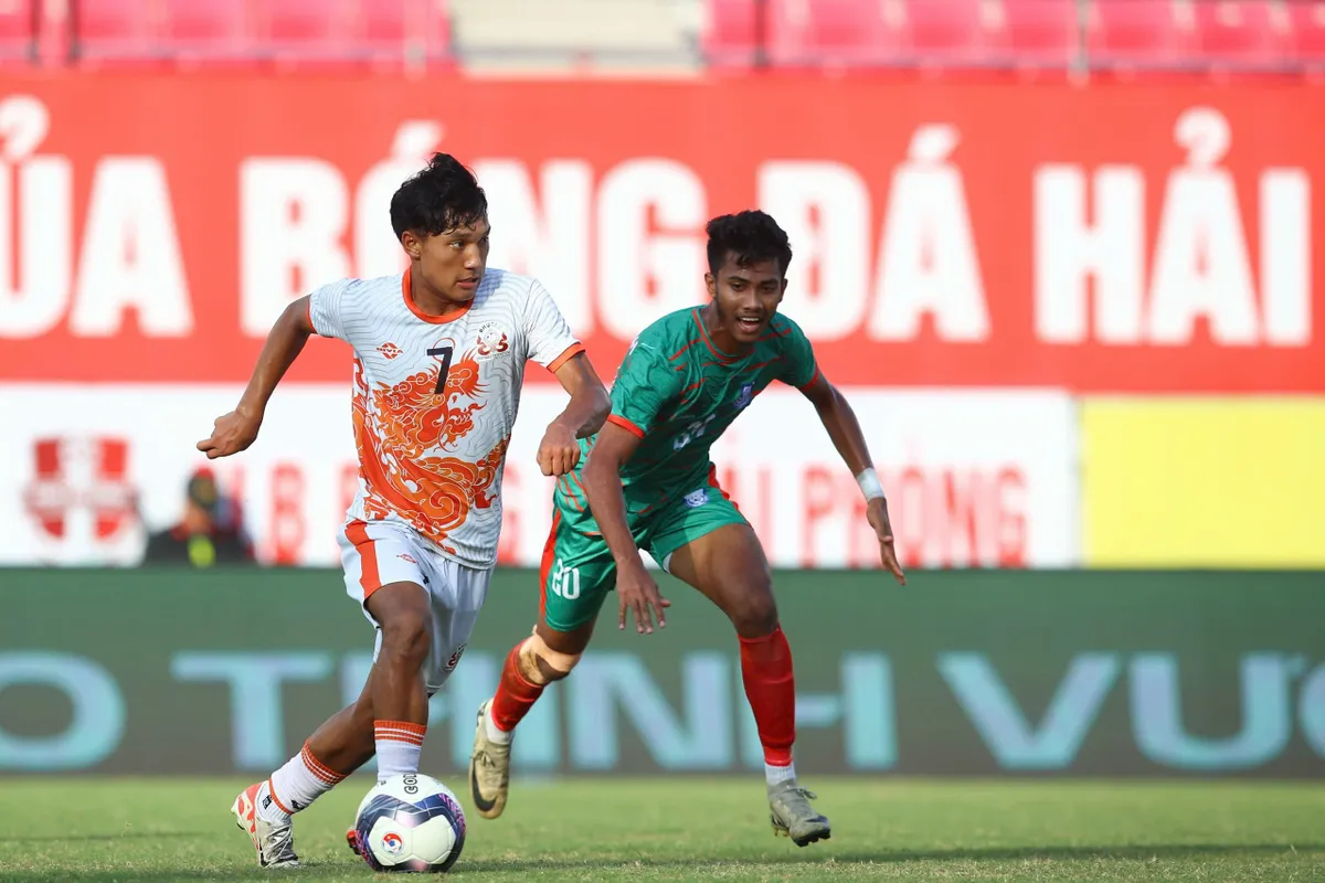 V&ograve;ng loại U20 ch&acirc;u &Aacute; 2025: U20 Việt Nam thua đ&aacute;ng tiếc trước U20 Syria - Ảnh 3.